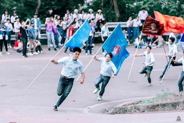 ประเพณีรับน้องขึ้นดอย 2562