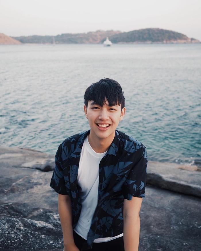 โบ๊ต ธนพนธ์