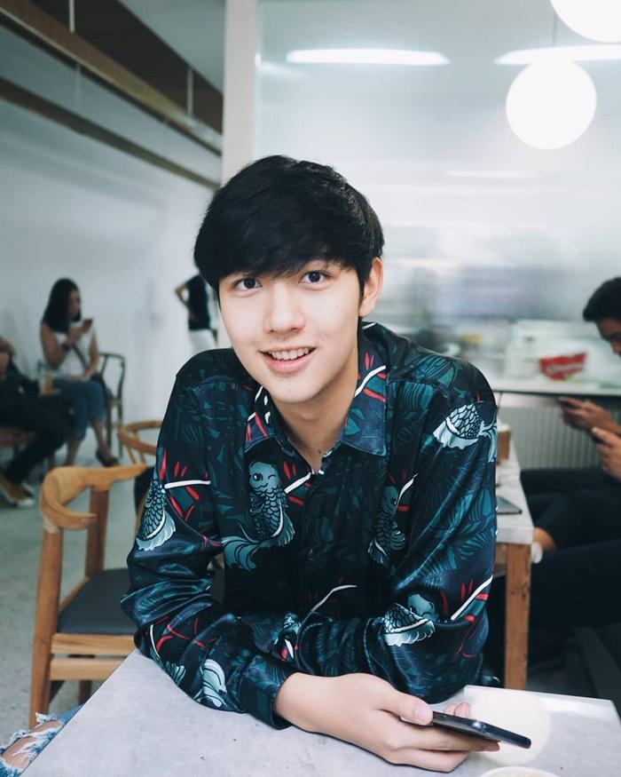 โบ๊ต ธนพนธ์