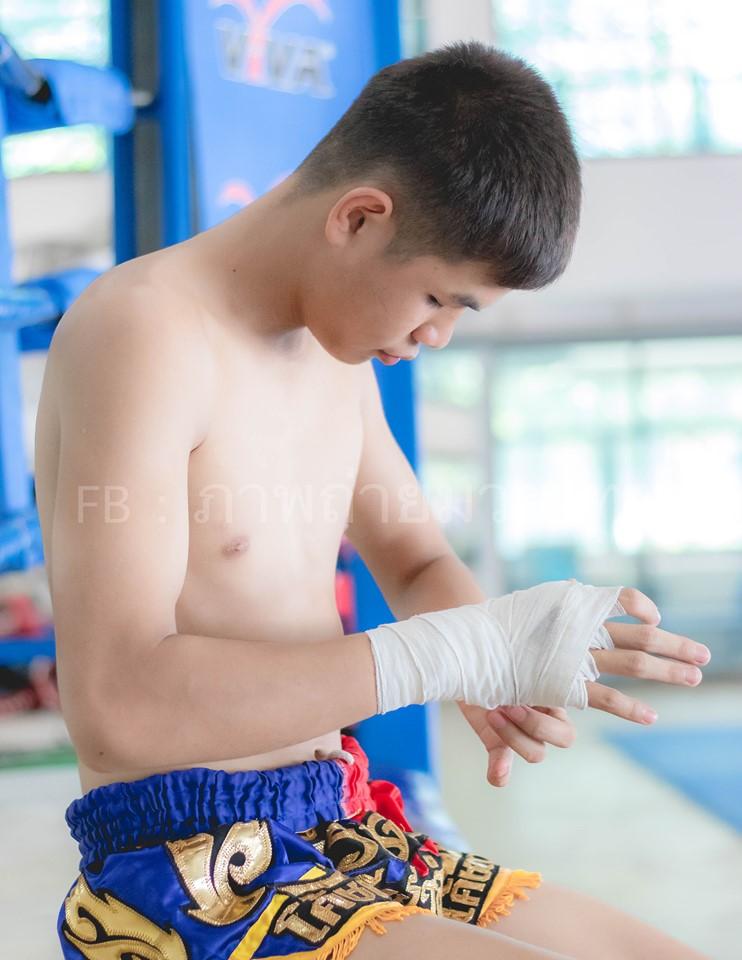 เนส ชัชวาลย์