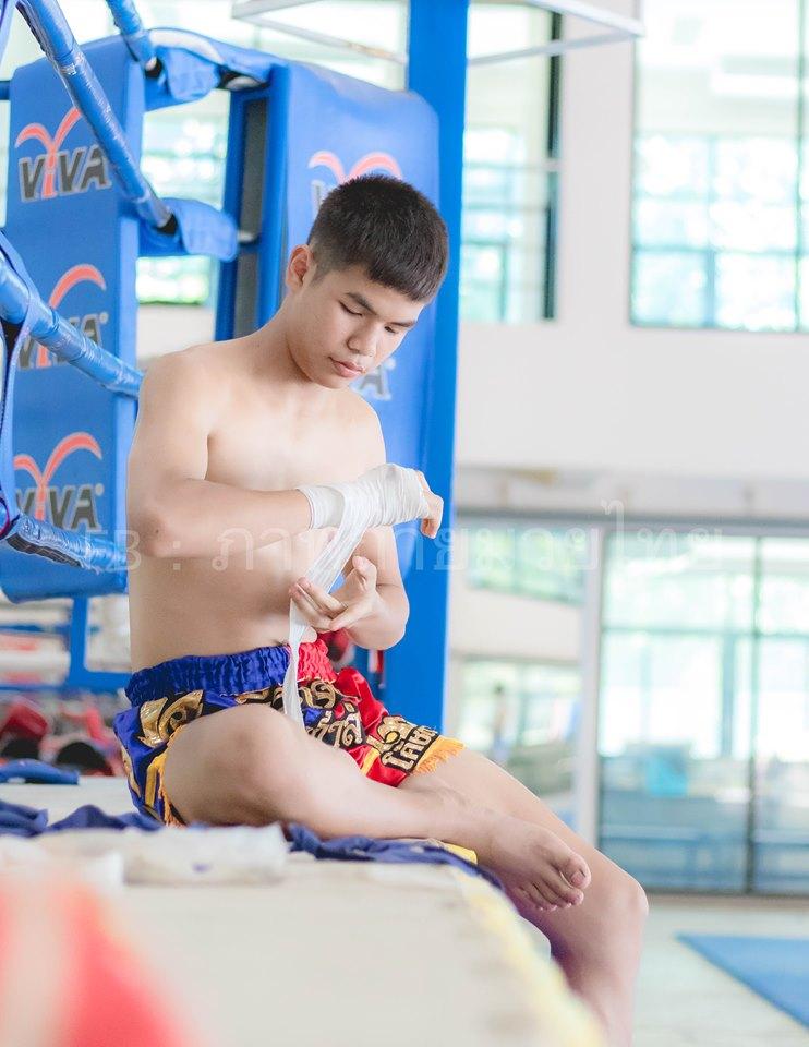 เนส ชัชวาลย์