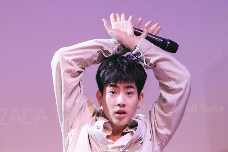 ออฟ จุมพล