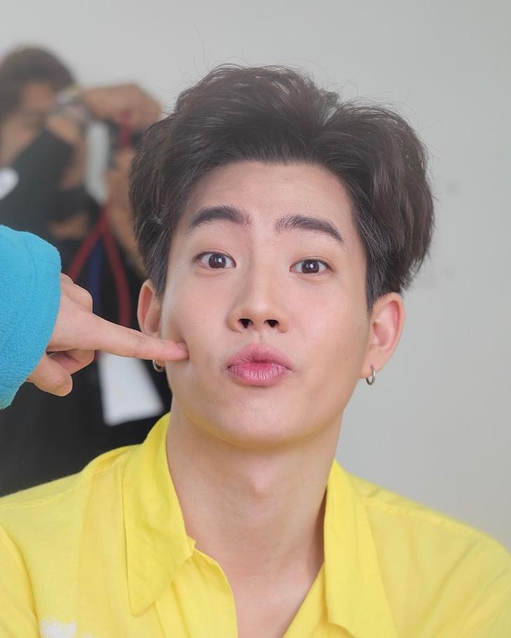 ออฟ จุมพล