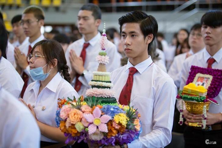 มิก วนัส