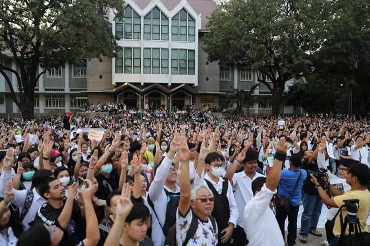 จุดยืนประชาธิปไตยของแต่ละมหาวิทยาลัย