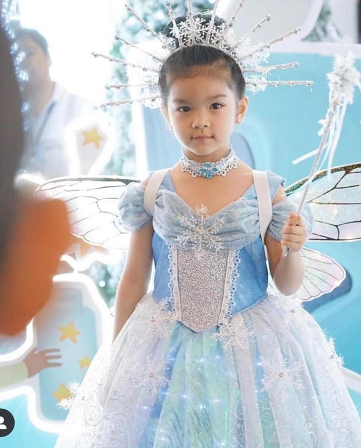 มะลิ พาขวัญ