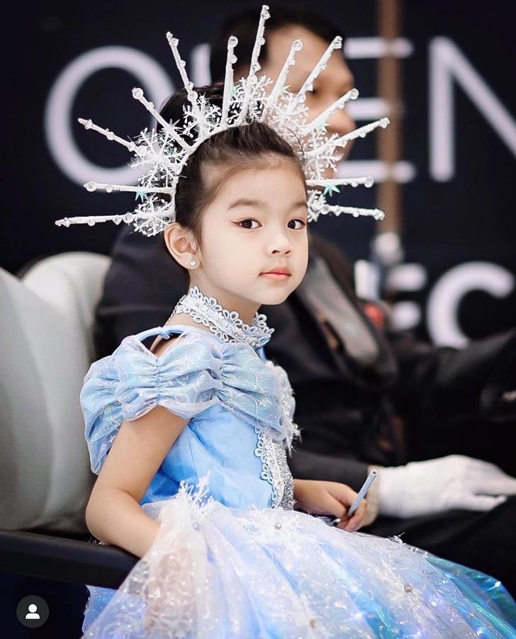 มะลิ พาขวัญ