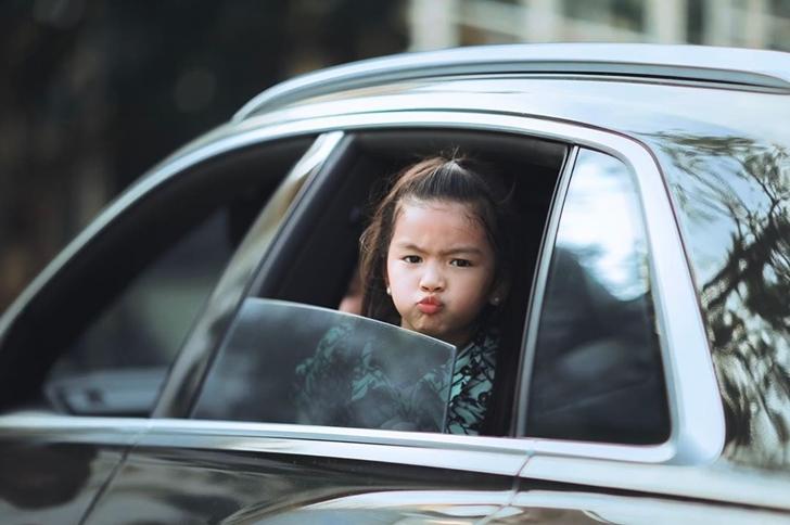 มะลิ พาขวัญ