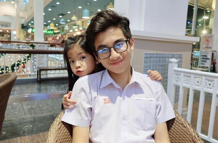 มะลิ พาขวัญ