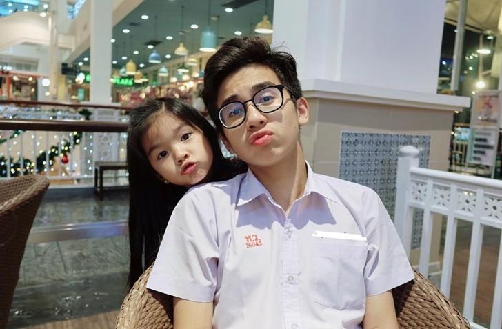 มะลิ พาขวัญ