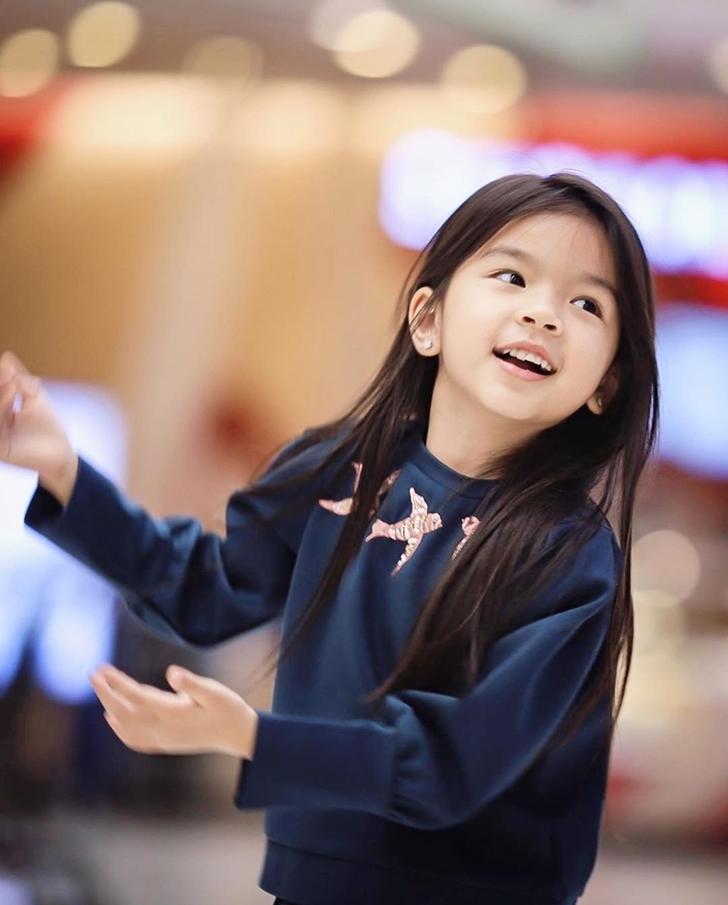 มะลิ พาขวัญ