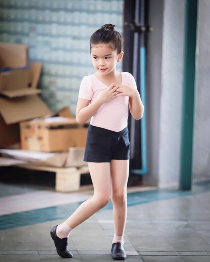 มะลิ พาขวัญ