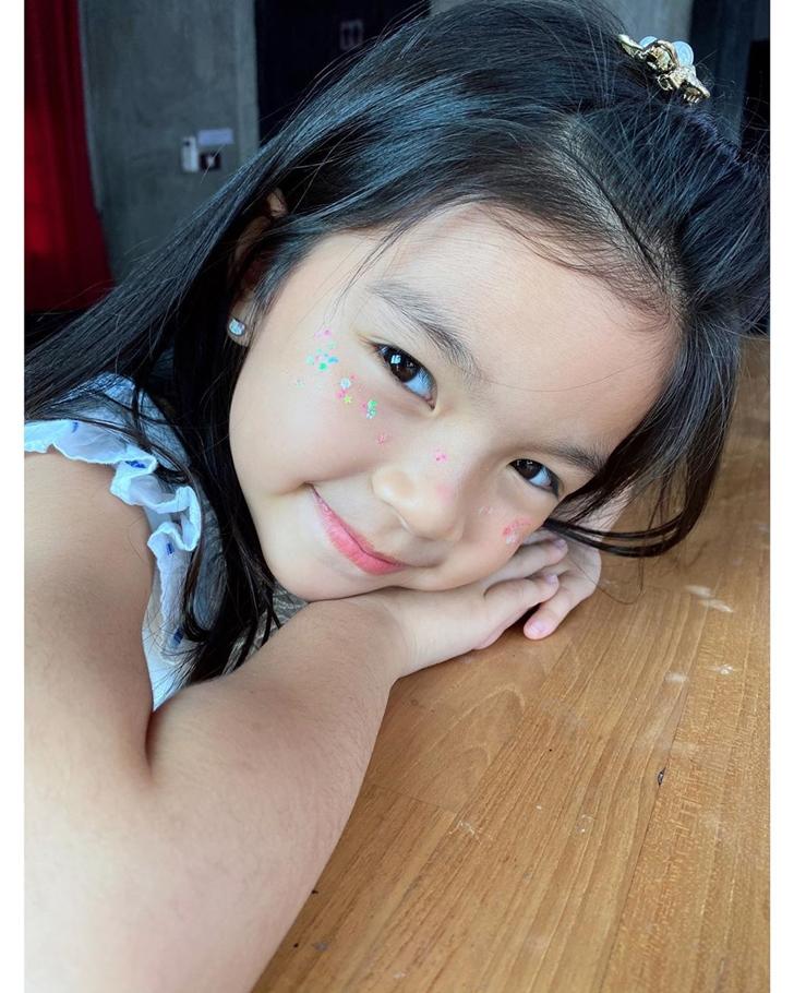 มะลิ พาขวัญ