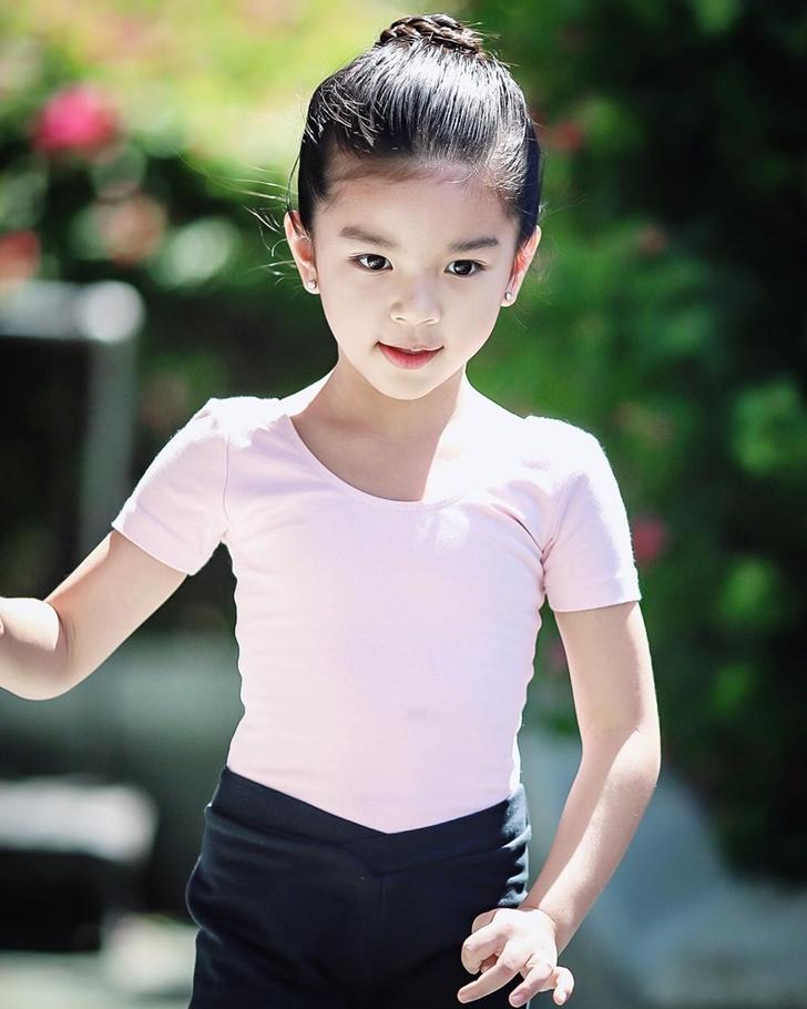 มะลิ พาขวัญ