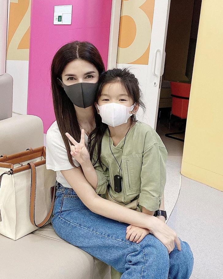 มะลิ พาขวัญ