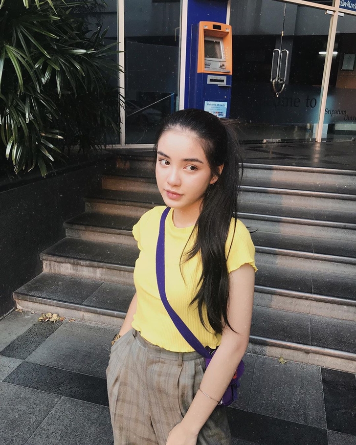 ขนม ศศิกานต์