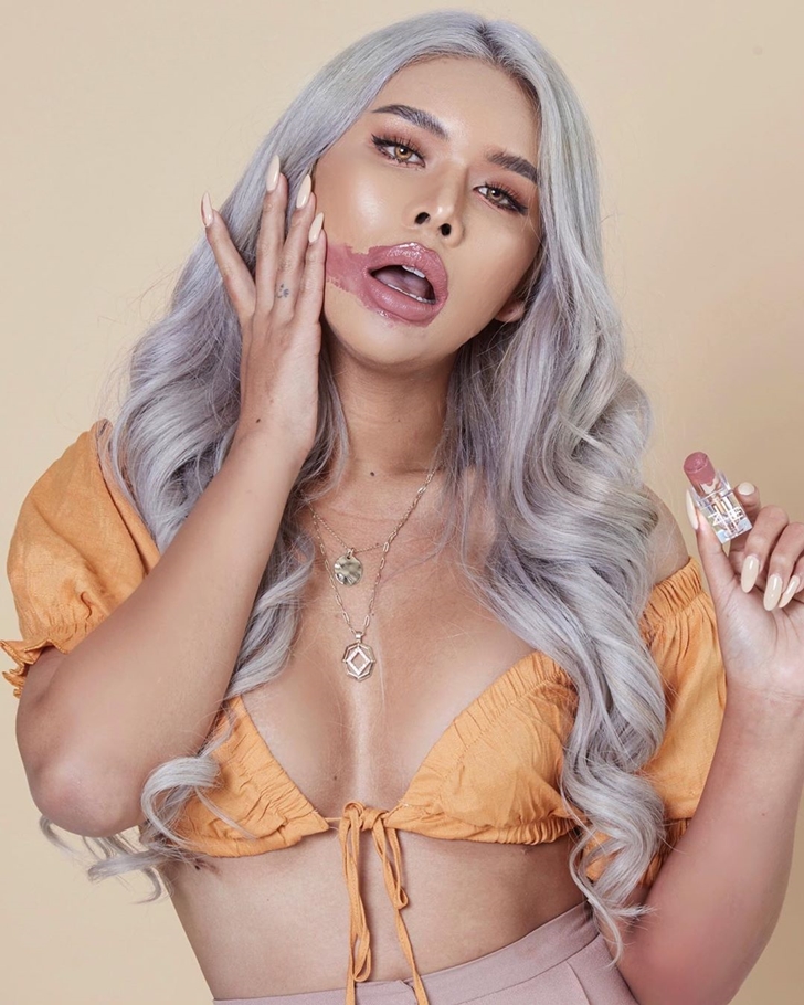 มิกซ์ เฉลิมศรี