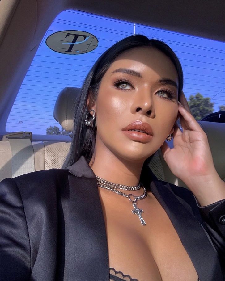 มิกซ์ เฉลิมศรี