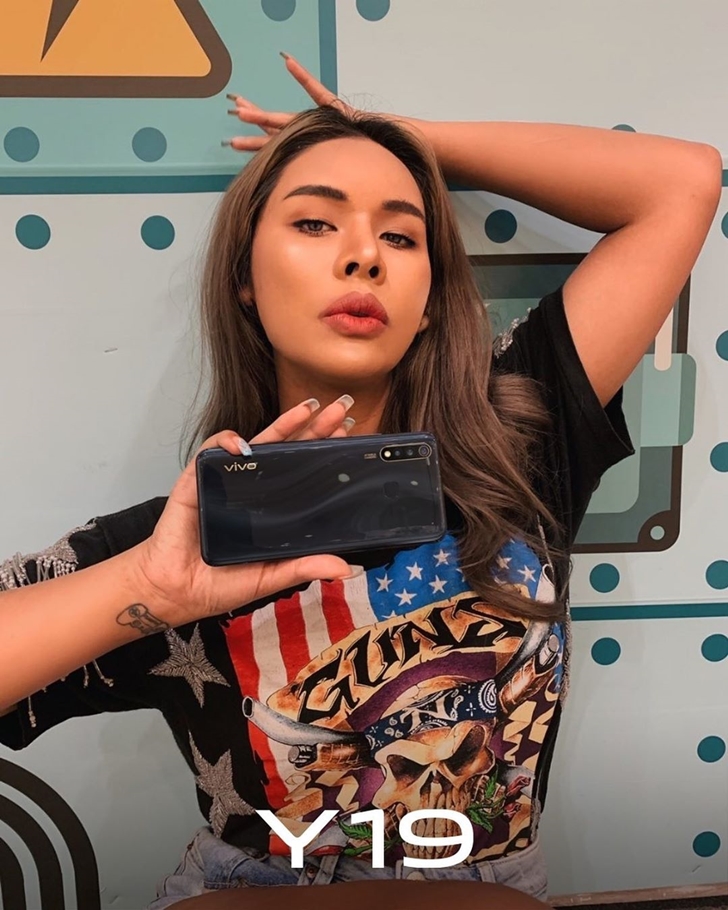 มิกซ์ เฉลิมศรี