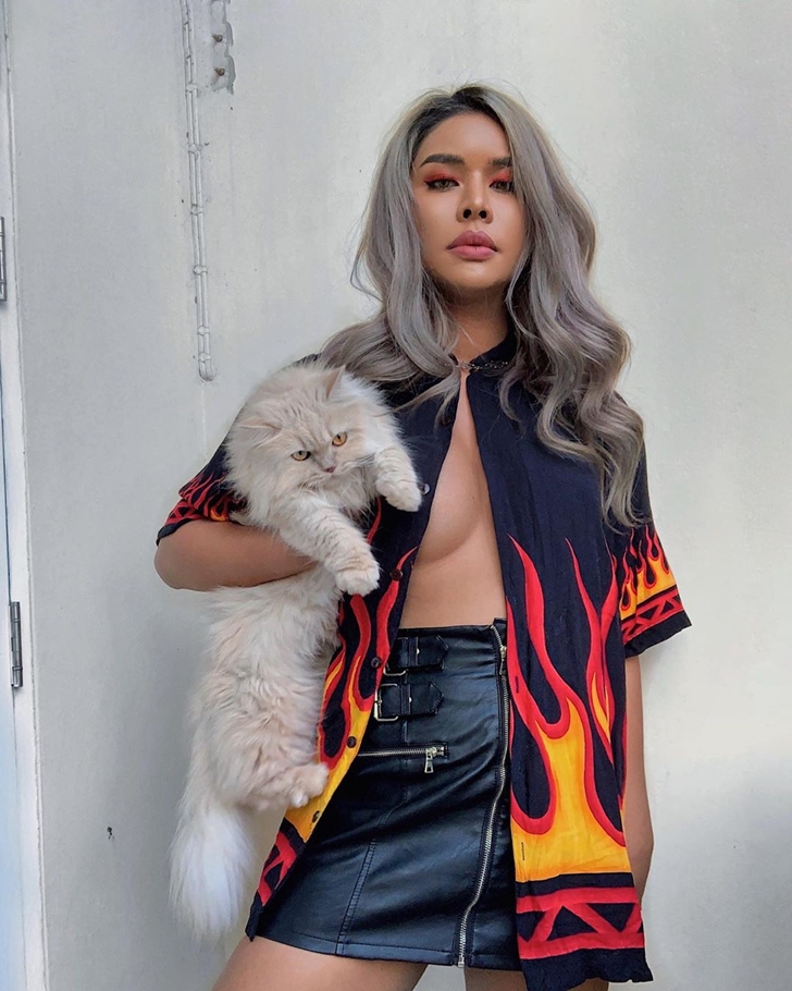 มิกซ์ เฉลิมศรี