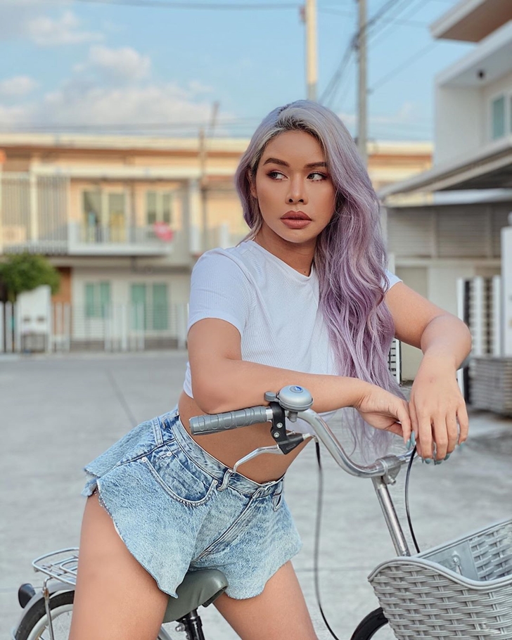 มิกซ์ เฉลิมศรี