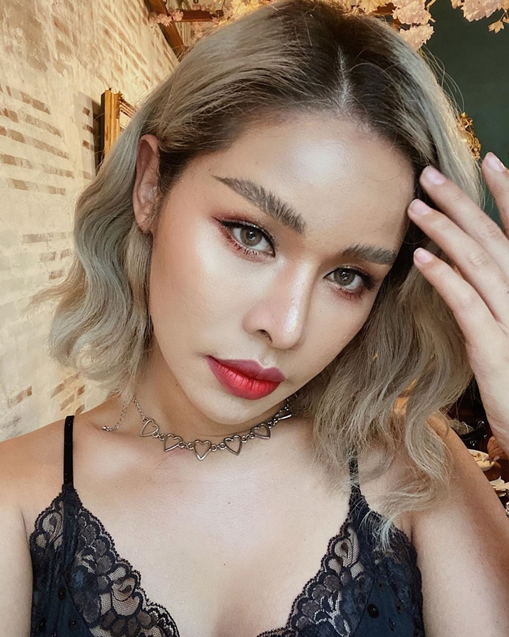 มิกซ์ เฉลิมศรี