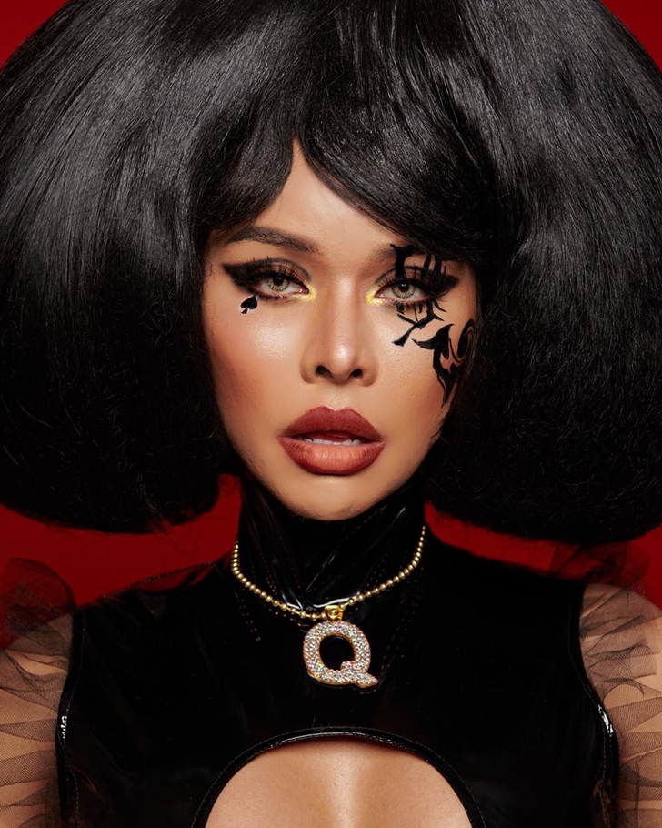 มิกซ์ เฉลิมศรี