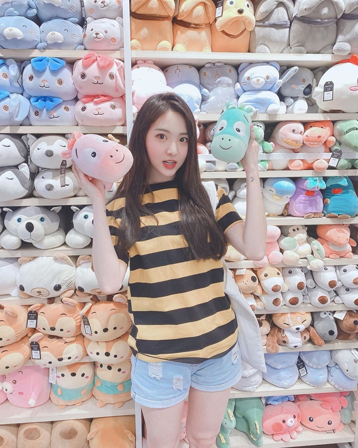 เนเน่ พรนับพัน