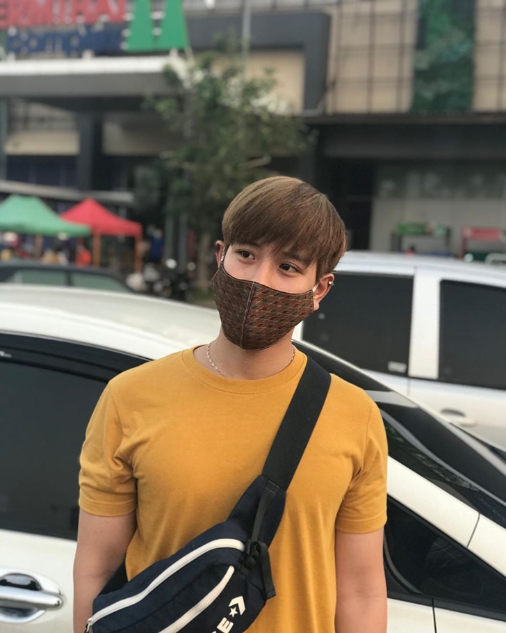 ครูมาร์ค ฤทธิเกียรติ