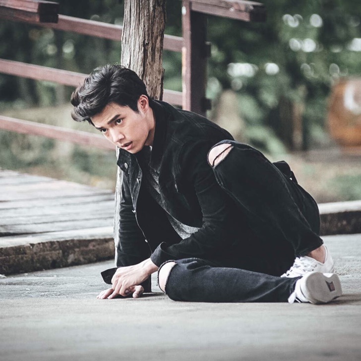 จ๊อบ ธัชพล