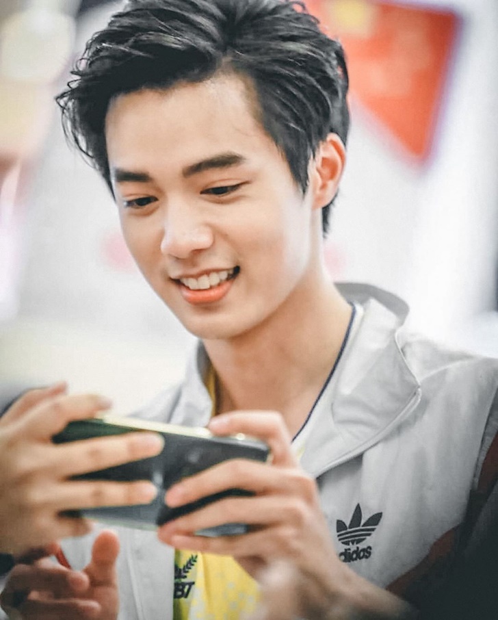 จ๊อบ ธัชพล