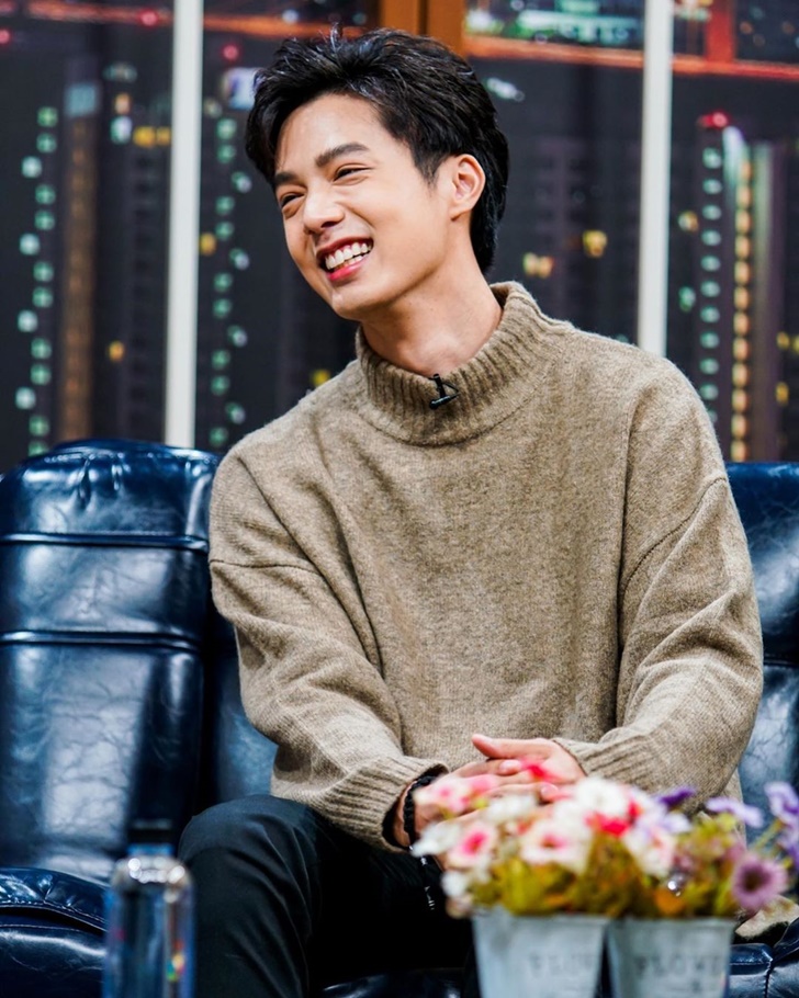 จ๊อบ ธัชพล