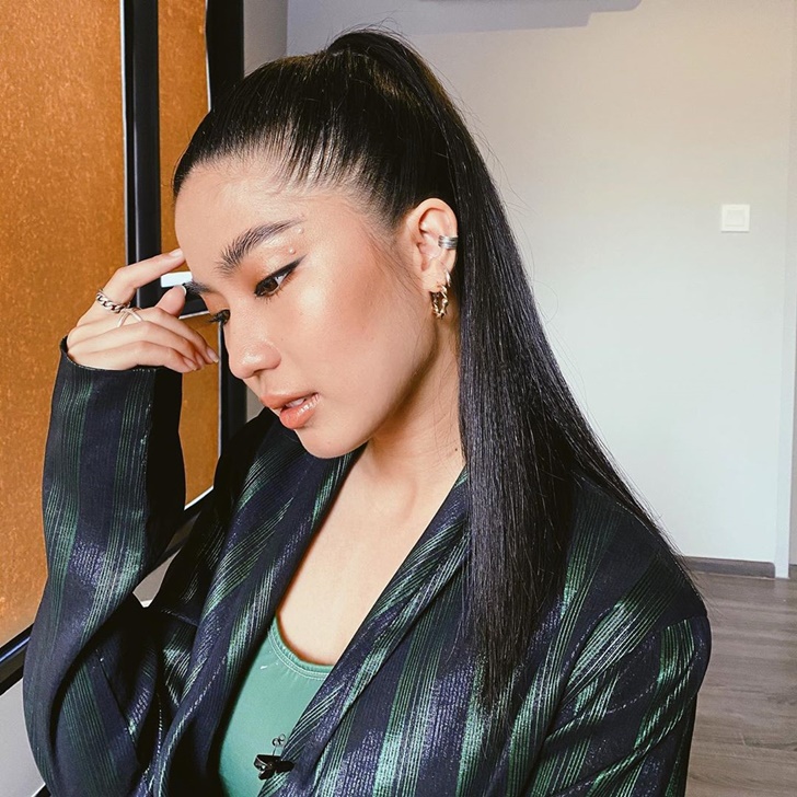 ก้อย อรัชพร