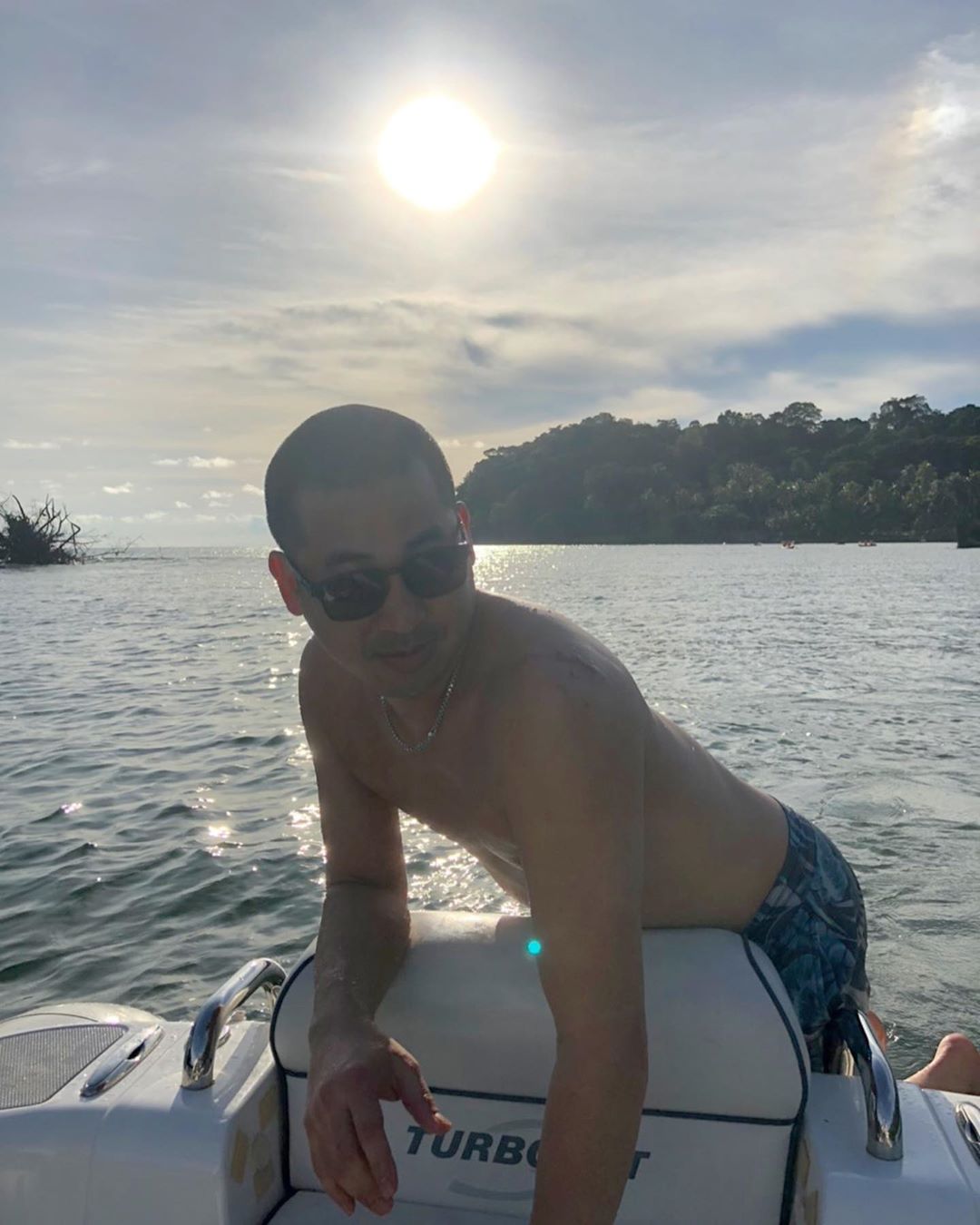 ปลาวาฬ วรสิทธิ์