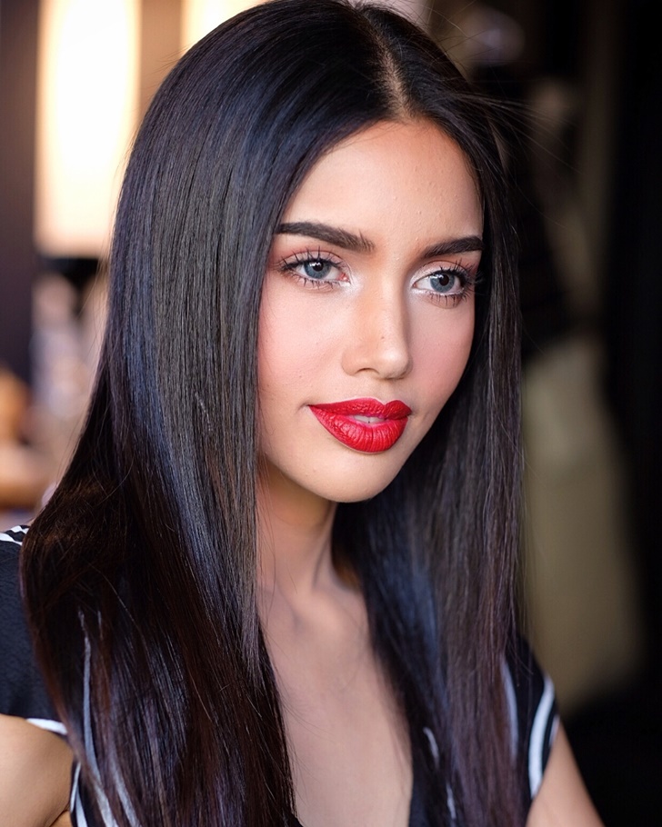 ปวีณา ซิงห์