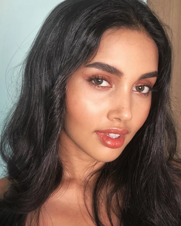 ปวีณา ซิงห์