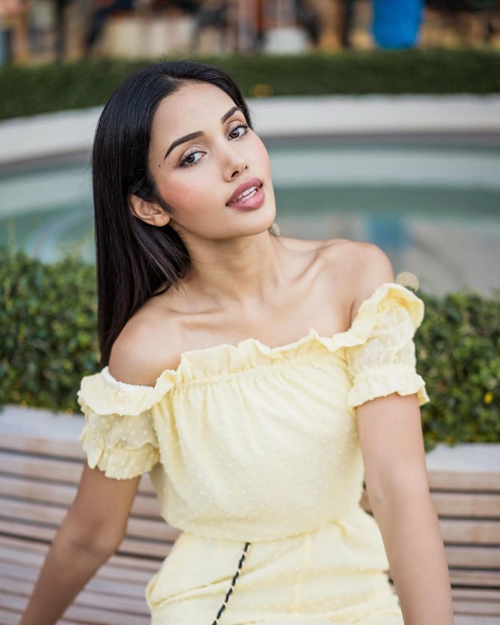 ปวีณา ซิงห์