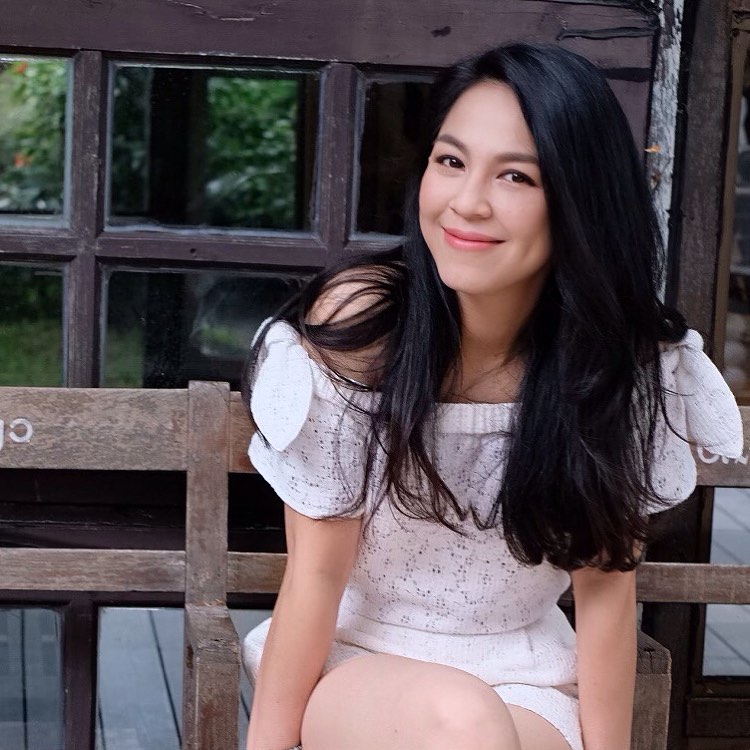 จอย ศิริลักษณ์