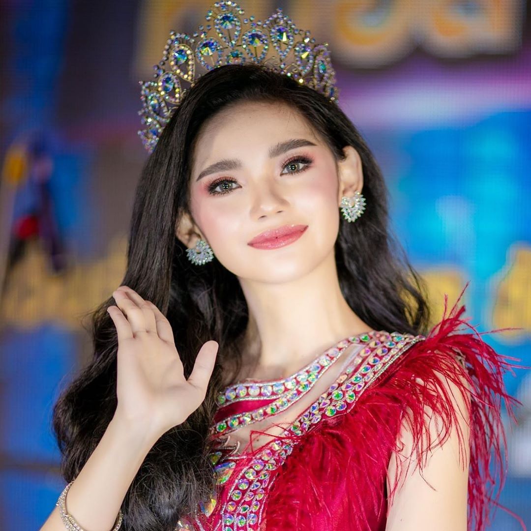 ไข่มุก เพ็ญสินี