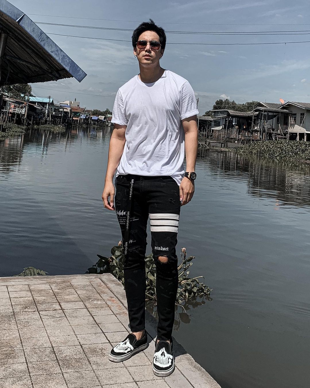 เอิร์ธ วิศววิท
