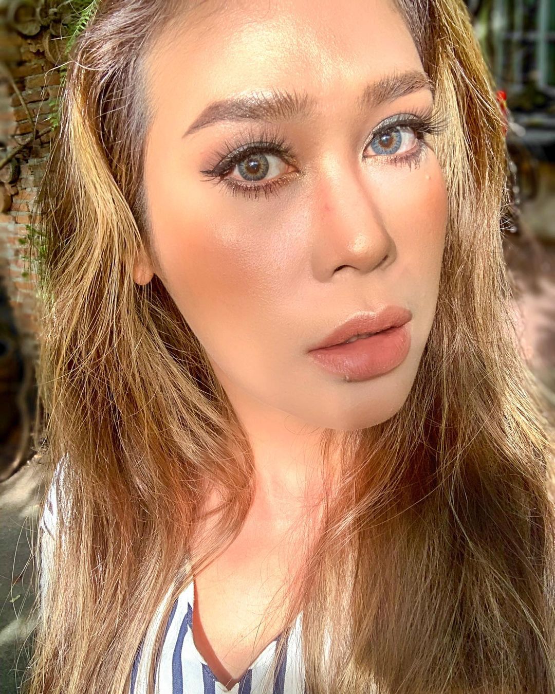 ทราย เจริญปุระ