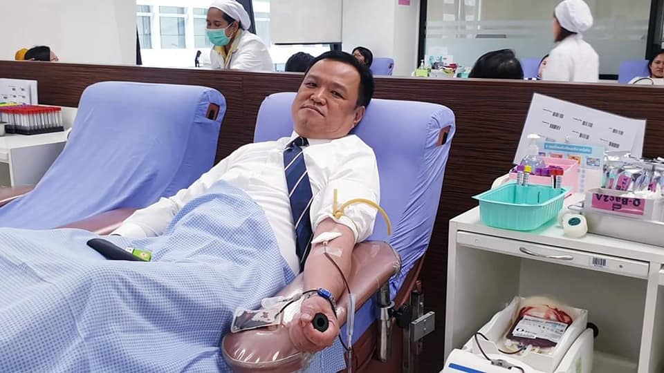 อนุทิน ชาญวีรกูล