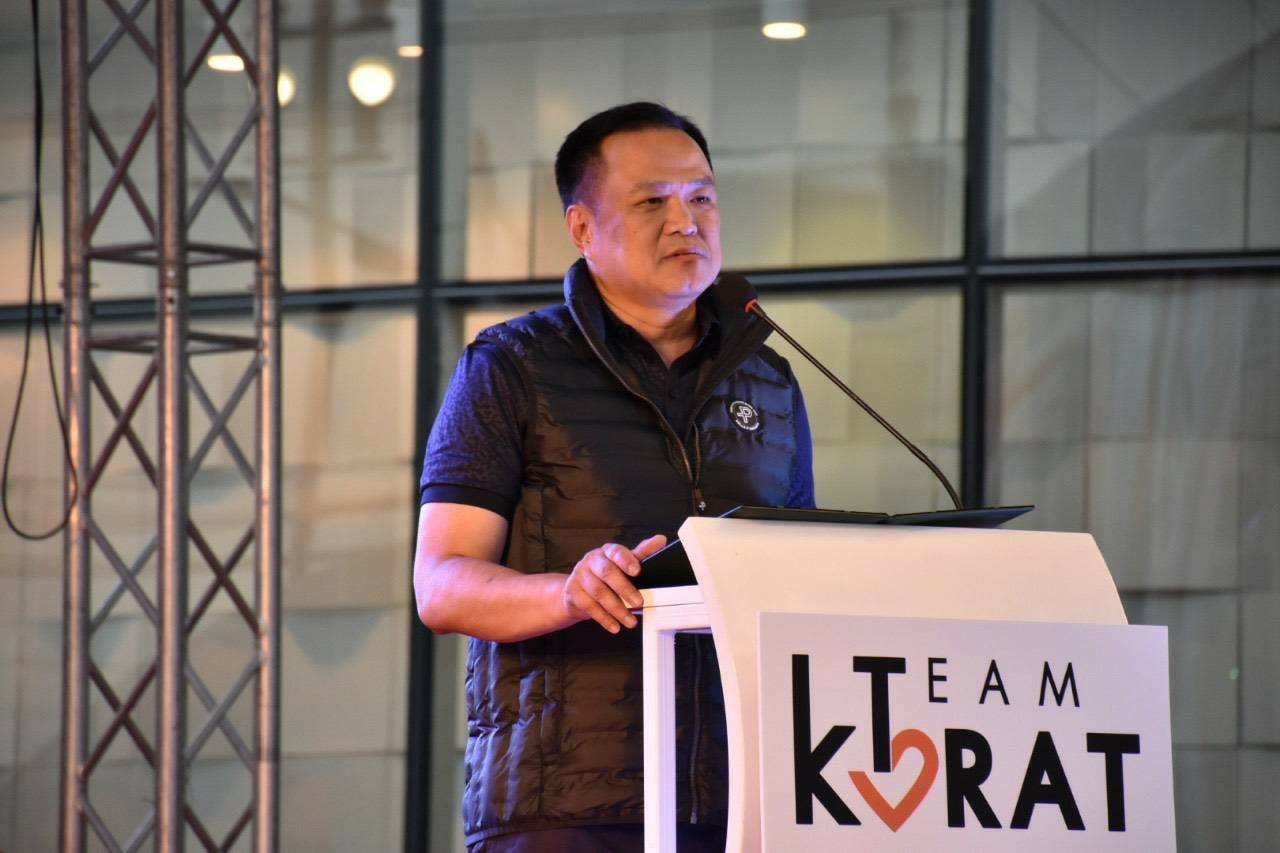 อนุทิน ชาญวีรกูล