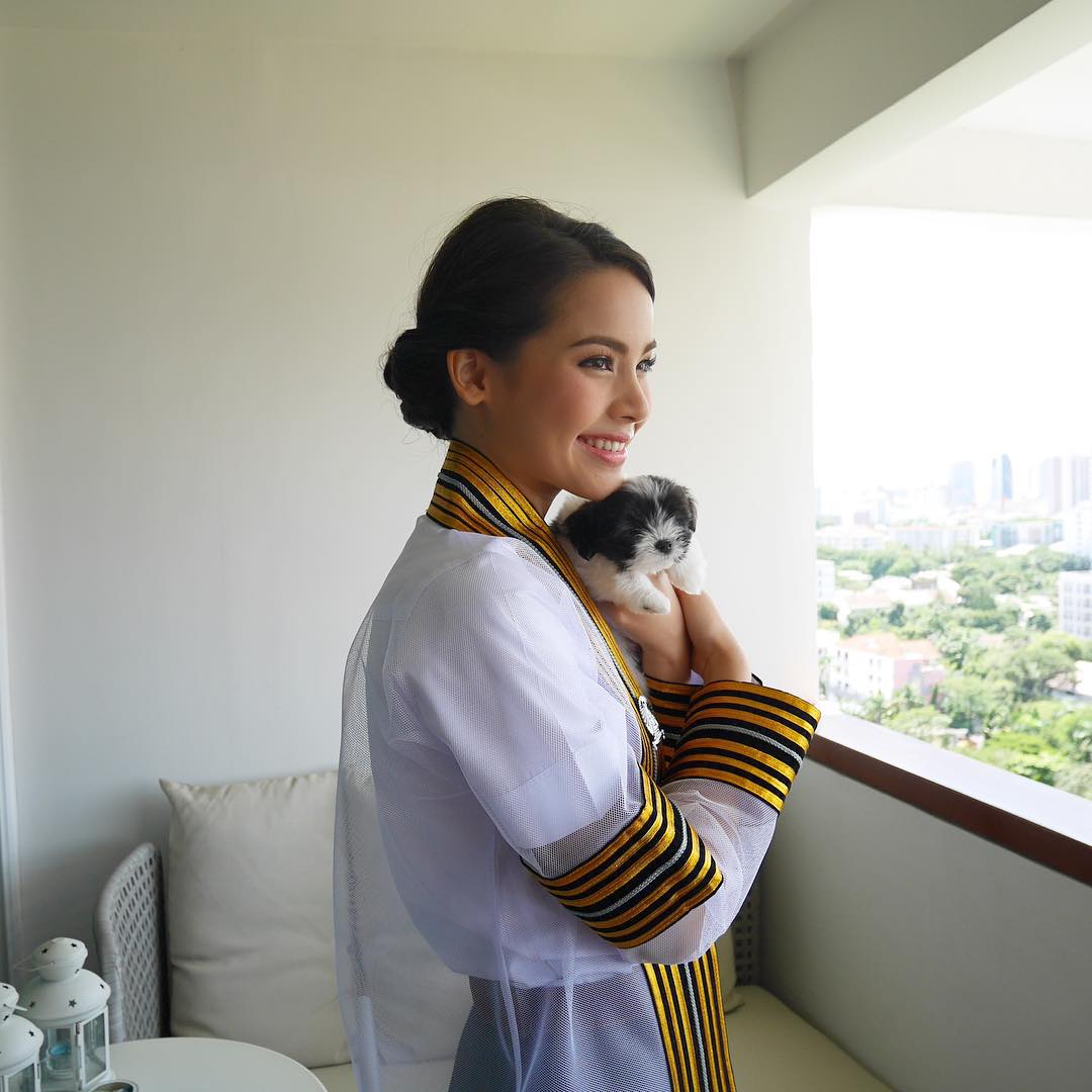 วันรับปริญญา ณเดชน์-ญาญ่า