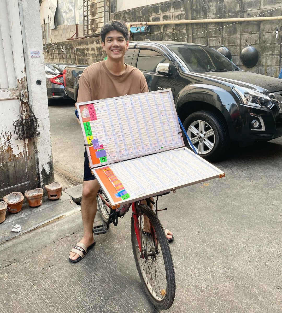 นิกกี้ ณฉัตร