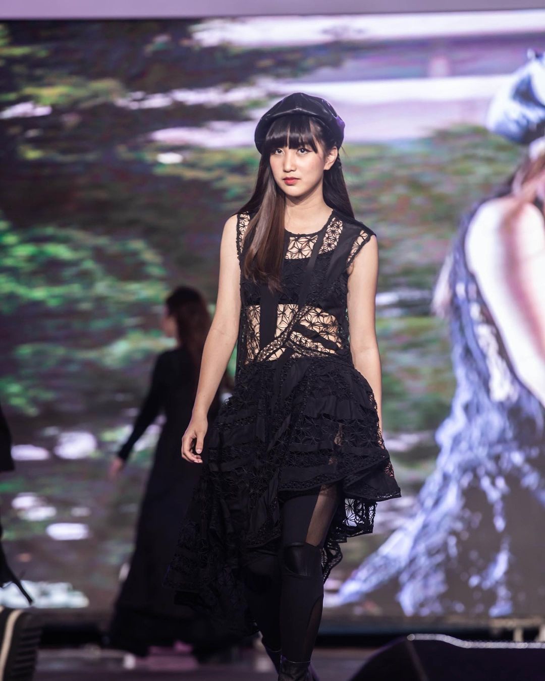 แคน นายิกา