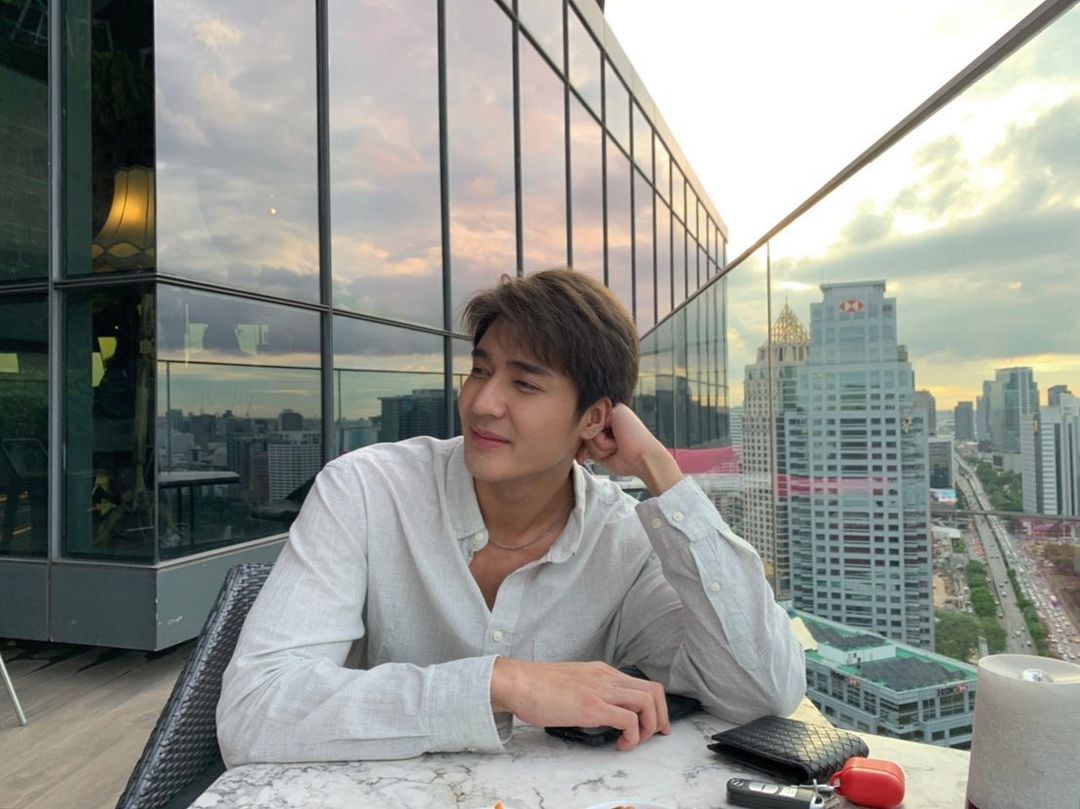 เอิร์ท พิรพัฒน์