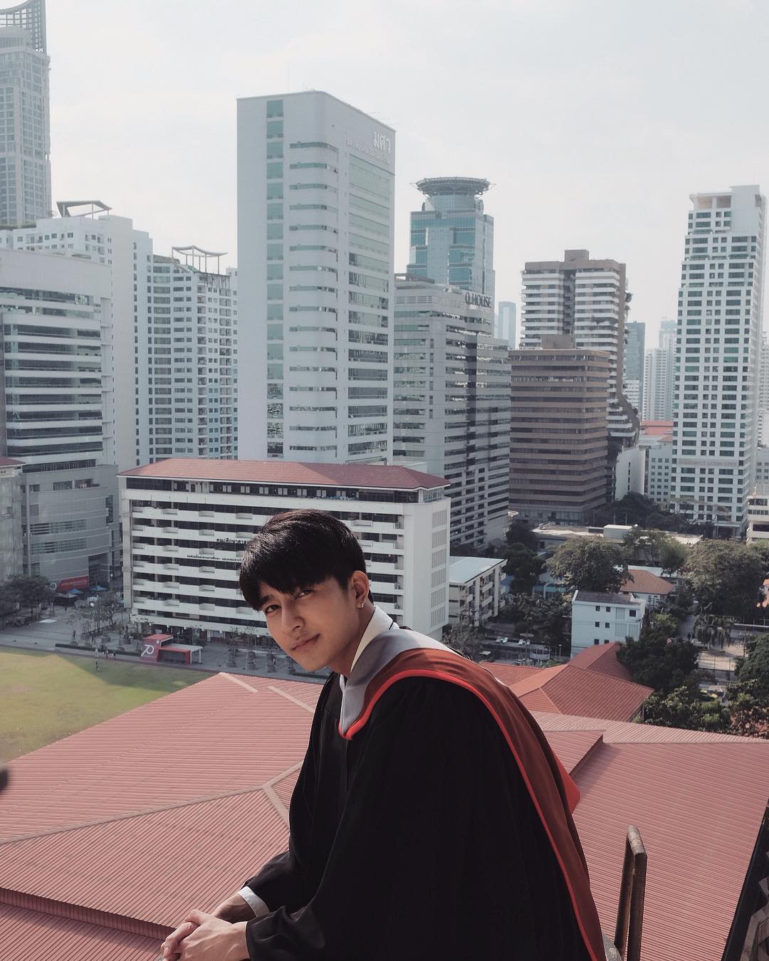 เอิร์ท พิรพัฒน์