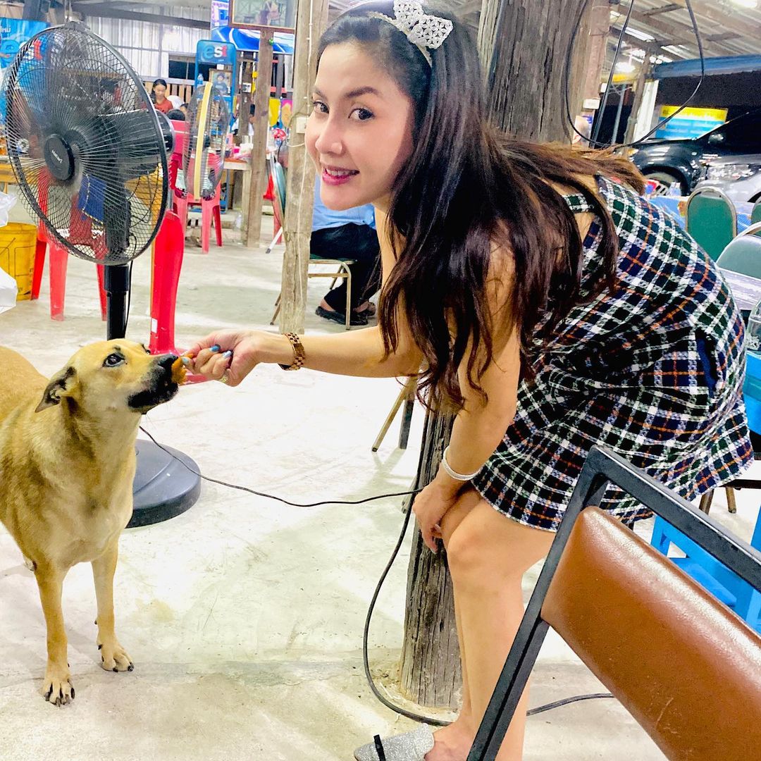 อั้ม นันทิยา