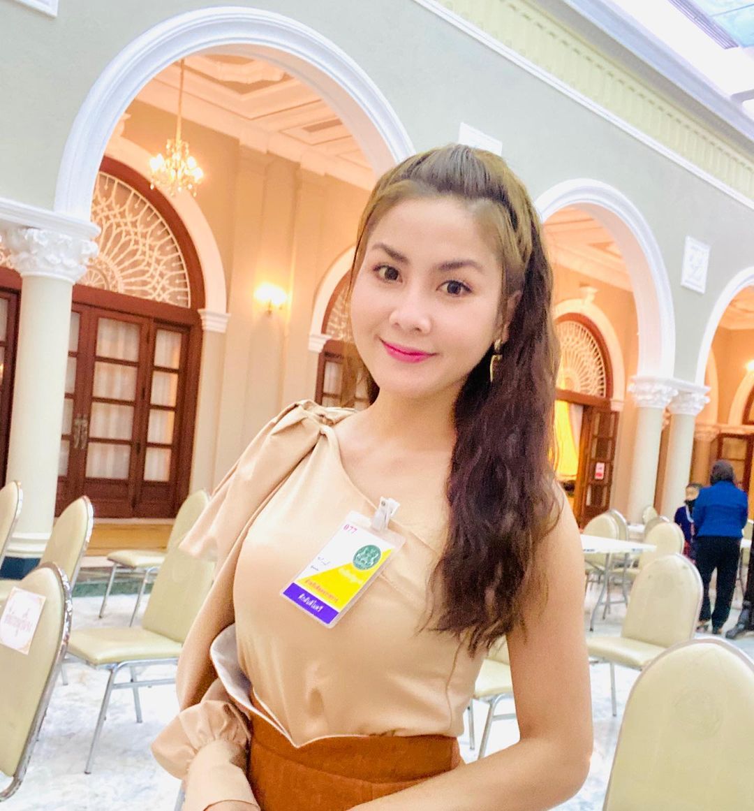 อั้ม นันทิยา